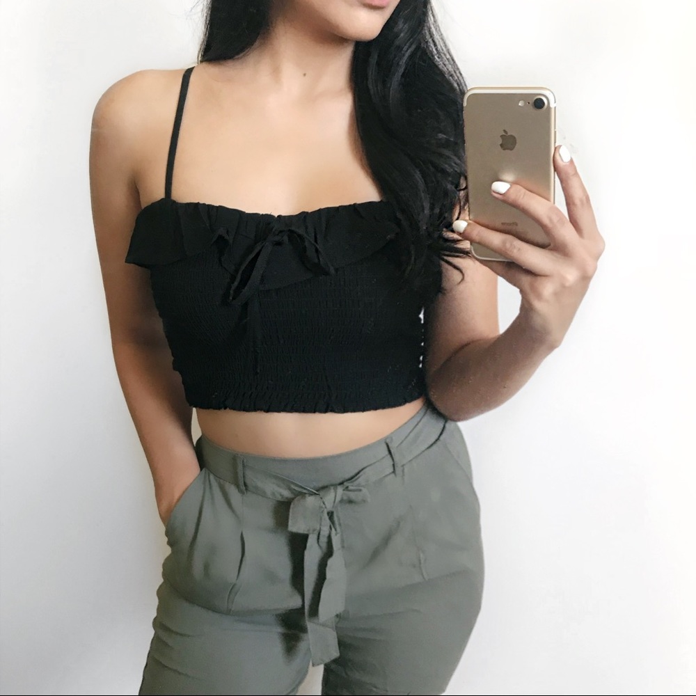 Dana Black Ruffle Tank Crop